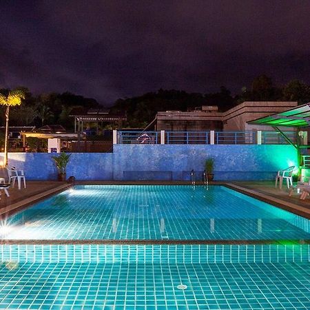 Larn Park Resortel Patong Kültér fotó